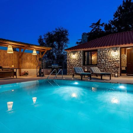 Pastida Filerolia Stone Houseヴィラ エクステリア 写真