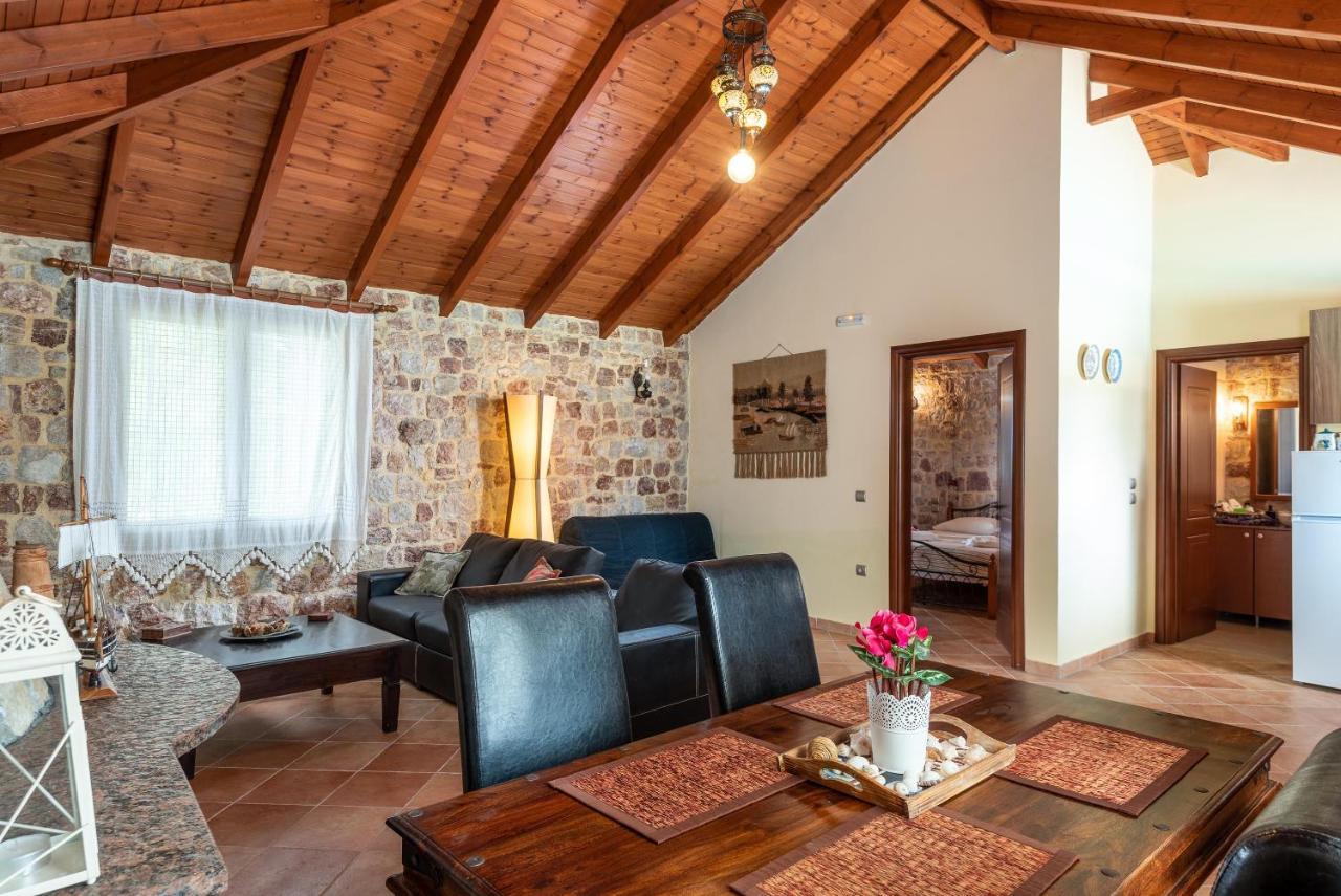 Pastida Filerolia Stone Houseヴィラ エクステリア 写真